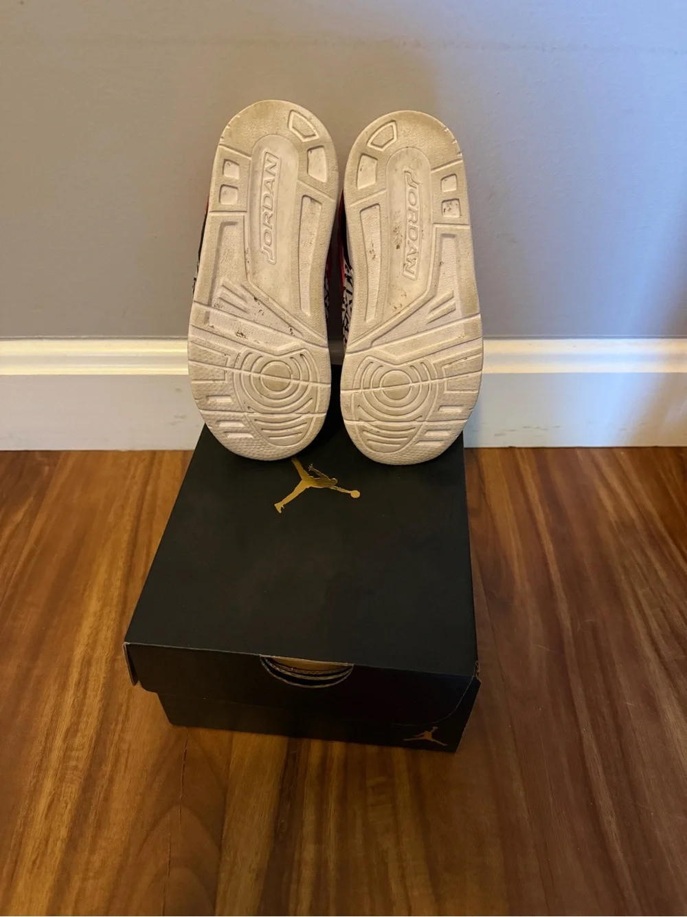 Nike Kids White Black Red Low-Top Sneakers